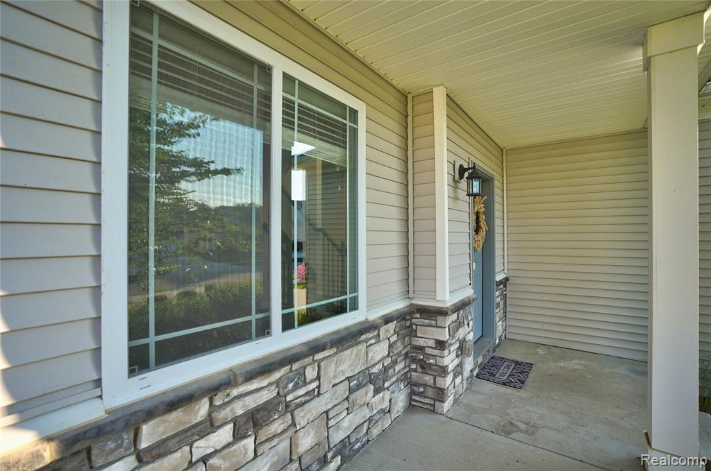 320 Hidden River E, Holly, MI 48442 — Photo 3