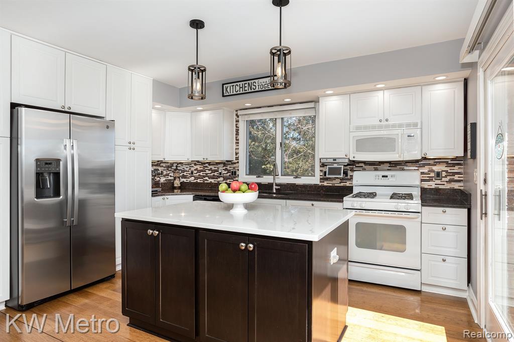 55 BOYKEN Road, Rochester Hills, MI 48307 — Photo 7