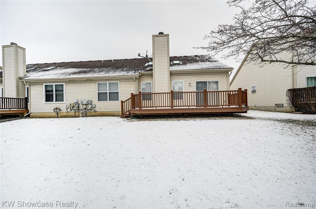 458 N Oak Drive, Commerce Twp, MI 48390 — Photo 52