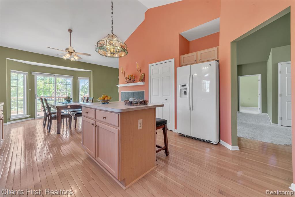 47755 VISTAS CIRCLE Drive N, Canton, MI 48188 — Photo 17
