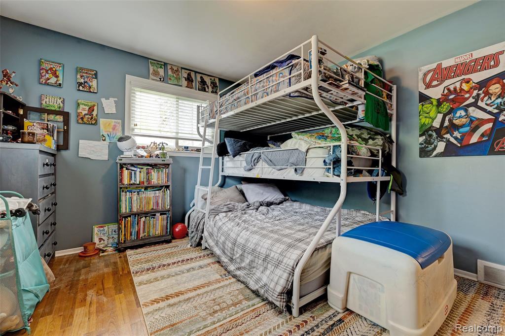 6437 Oriole Drive, Flint, MI 48506 — Photo 24