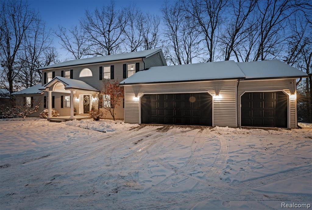 8301 Hyne Road, Brighton, MI 48114 — Photo 9