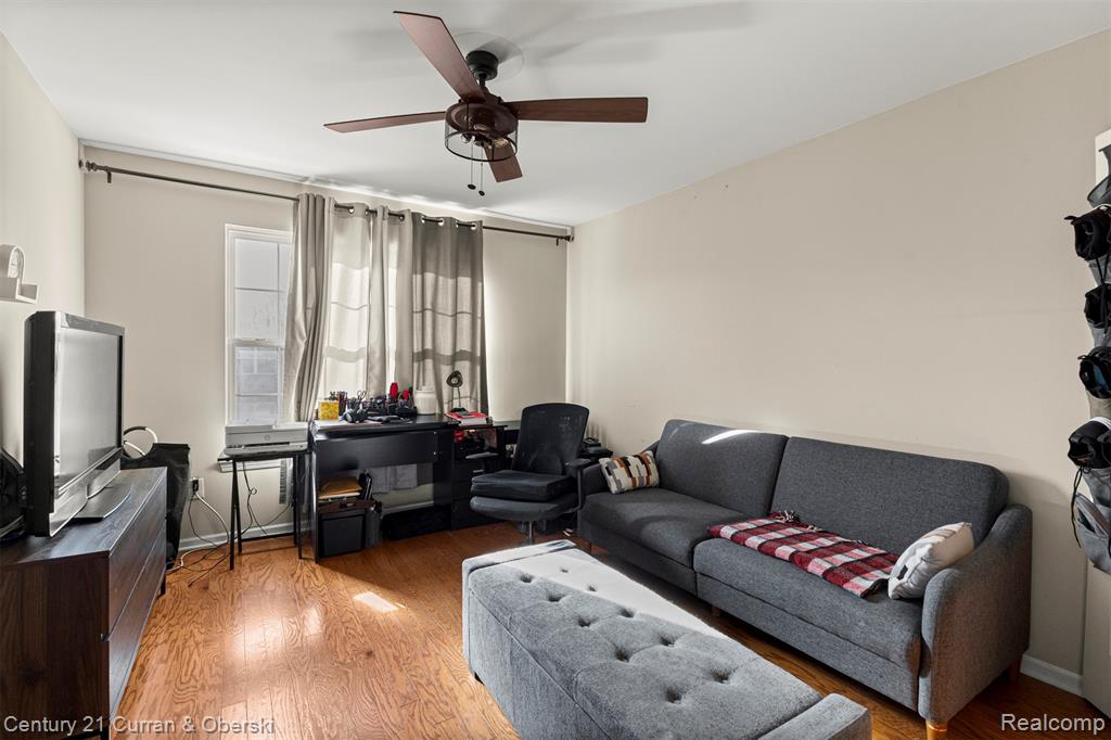 25445 Saint James, Southfield, MI 48075 — Photo 30