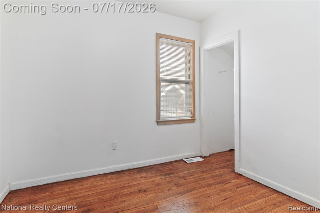 9281 Boleyn Street, Detroit, MI 48224 — Photo 13