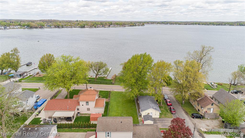 903 S. Lake Drive, Novi, MI — Photo 18