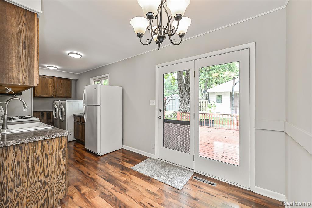 1539 GROVE Road, Ypsilanti, MI 48198 — Photo 11