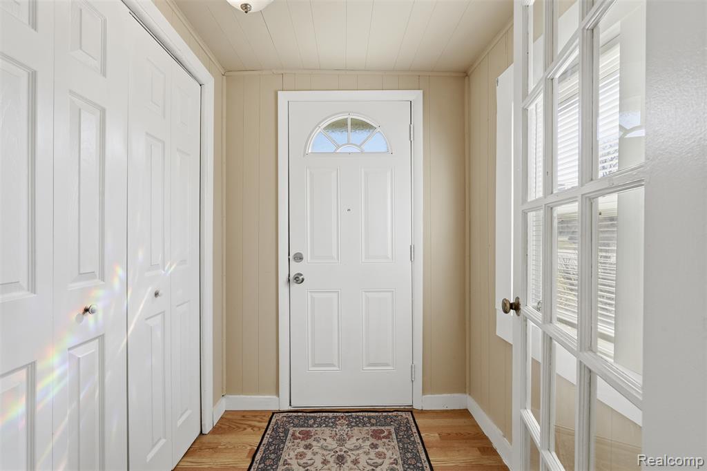 2335 Holmes Road, Ypsilanti, MI 48198 — Photo 2