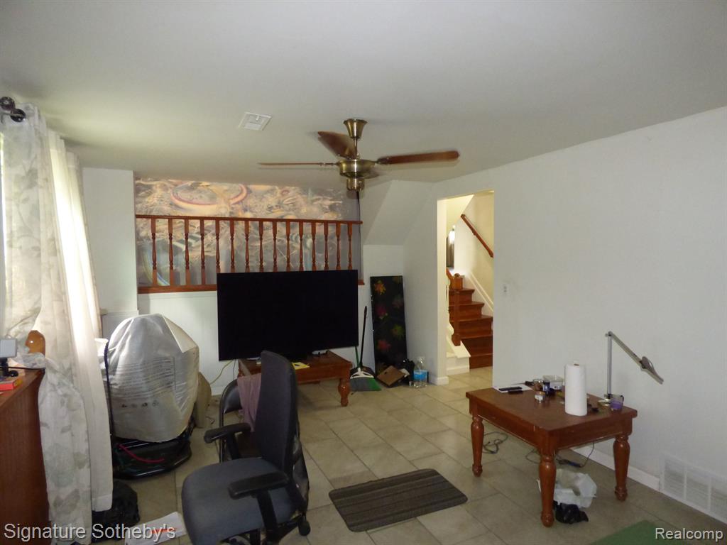 422 MASSOIT Street, Clawson, MI — Photo 4