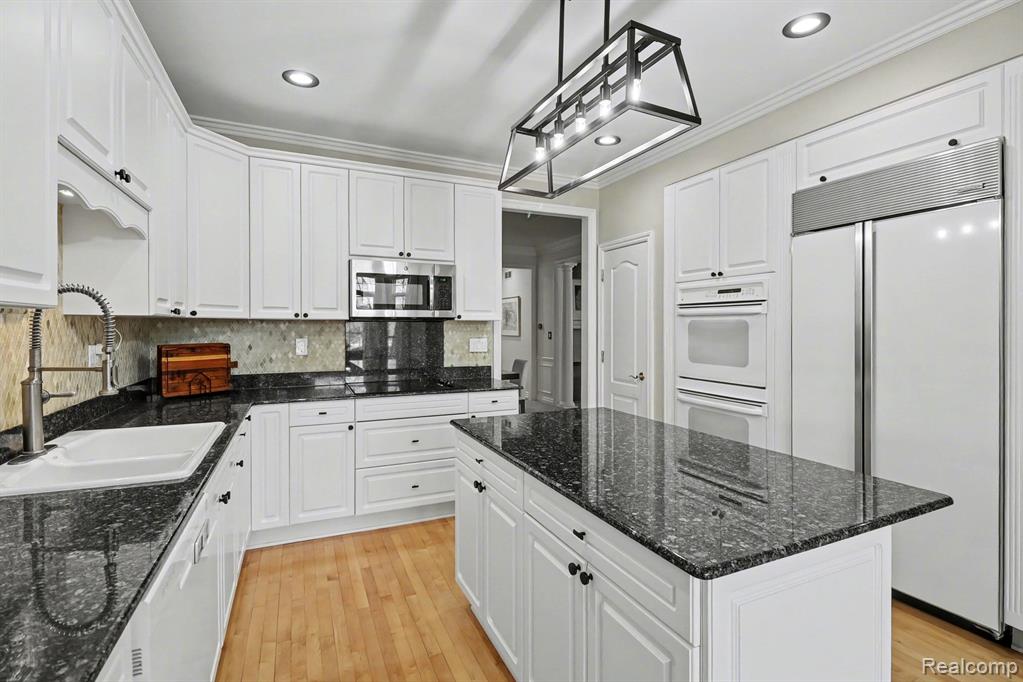 2869 Hastings Court, Oakland, MI 48306 — Photo 22