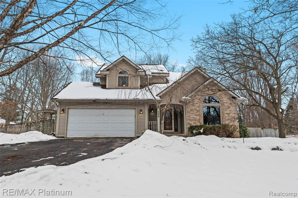 506 Foxfire Drive, Howell, MI 48843 — Photo 3