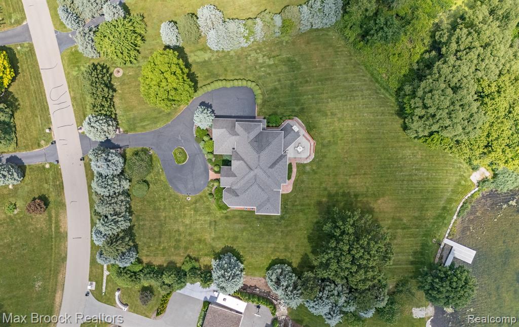 519 Hawksmoore Drive, Clarkston, MI 48348 — Photo 64