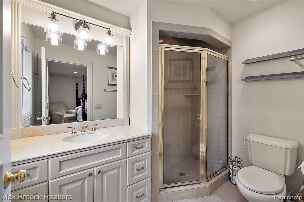 7428 Foxburg Court, Clarkston, MI, 48348