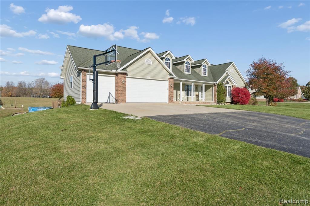 11051 Meadowview Drive, Goodrich Vlg, MI — Photo 4