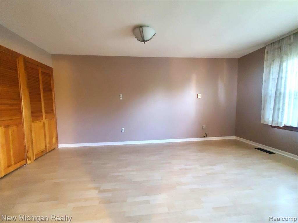 40225 Oak Tree, Novi, MI — Photo 12