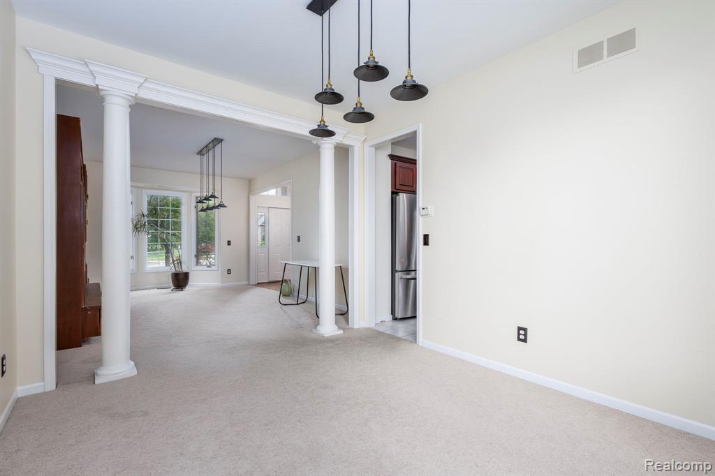 620 Appoline Court, Rochester, MI 48307 — Photo 11