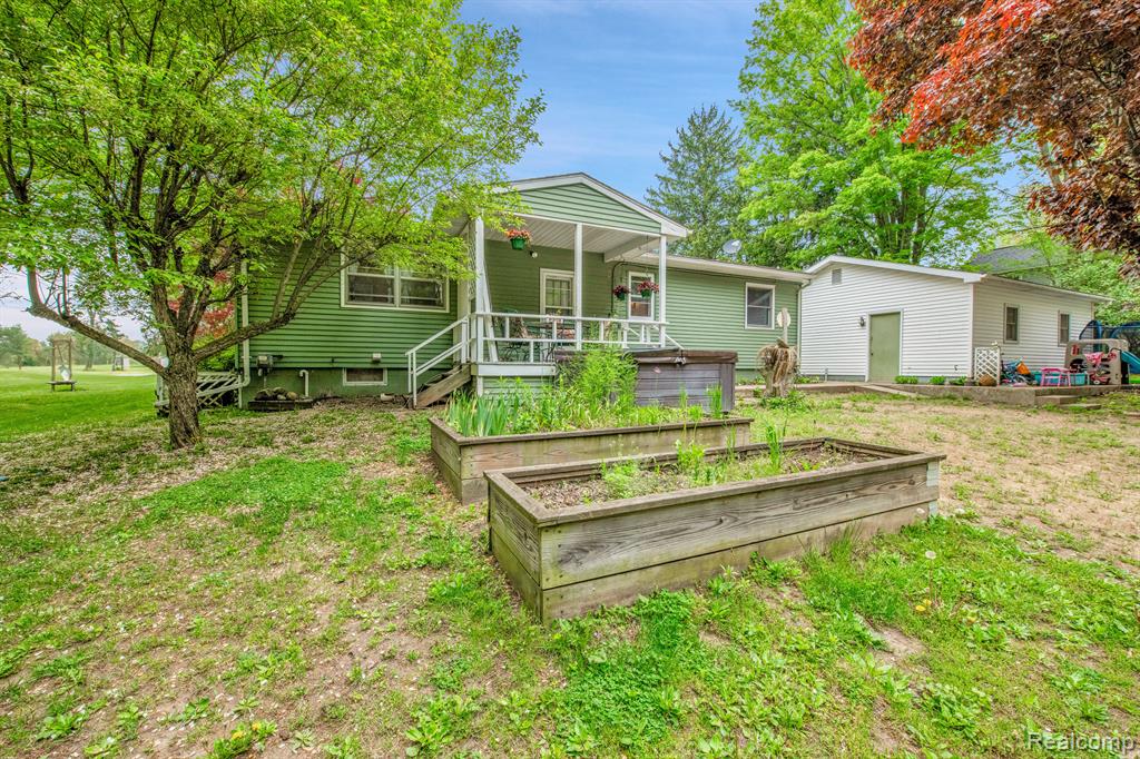 6101 W Beard Road, Perry, MI 48872 — Photo 4