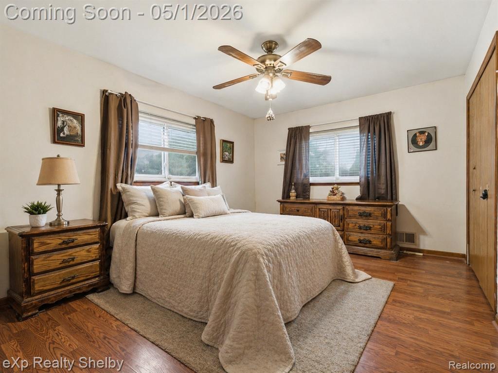 21660 Roosevelt Avenue, Farmington, MI 48336 — Photo 12