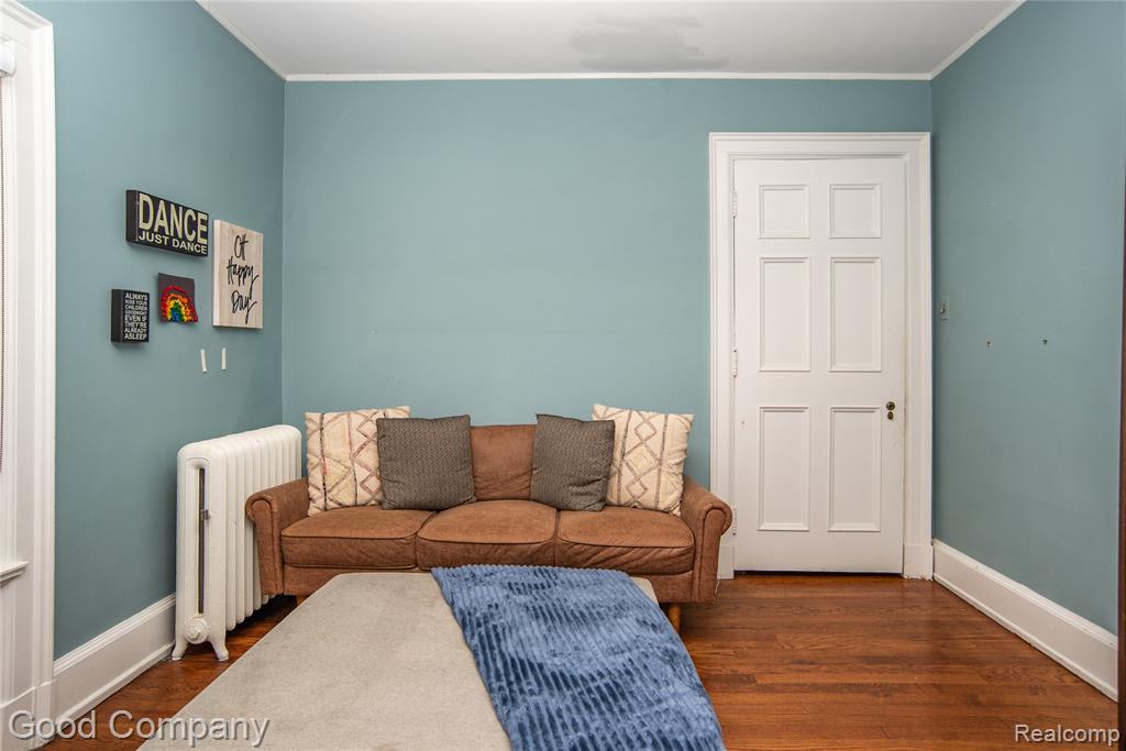 1704 Iroquois Street, Detroit, MI 48214 — Photo 38