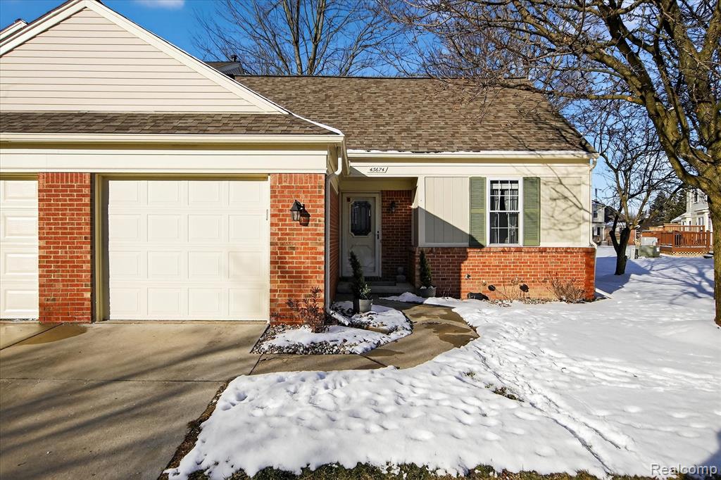 43674 Christopher Court, Canton, MI 48188 — Photo 30