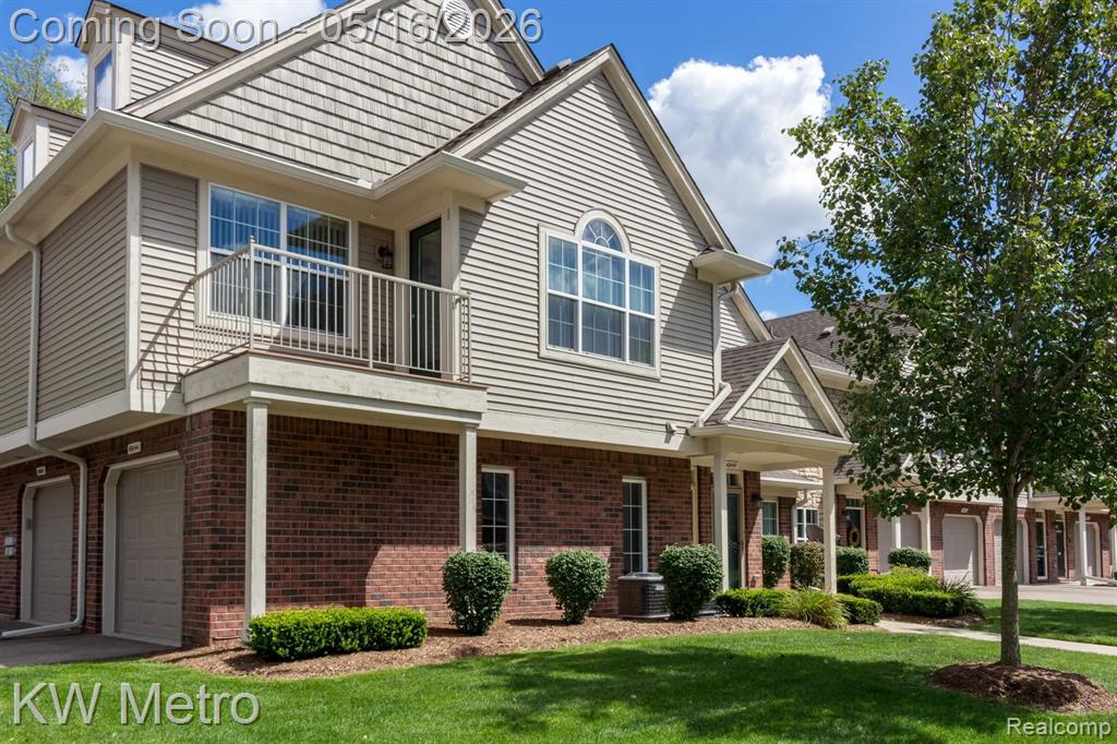 49144 W WOODS Drive, Shelby Twp, MI 48317 — Photo 15