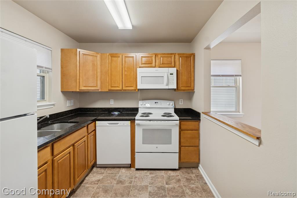 5121 Yemans Street, Hamtramck, MI 48212 — Photo 9