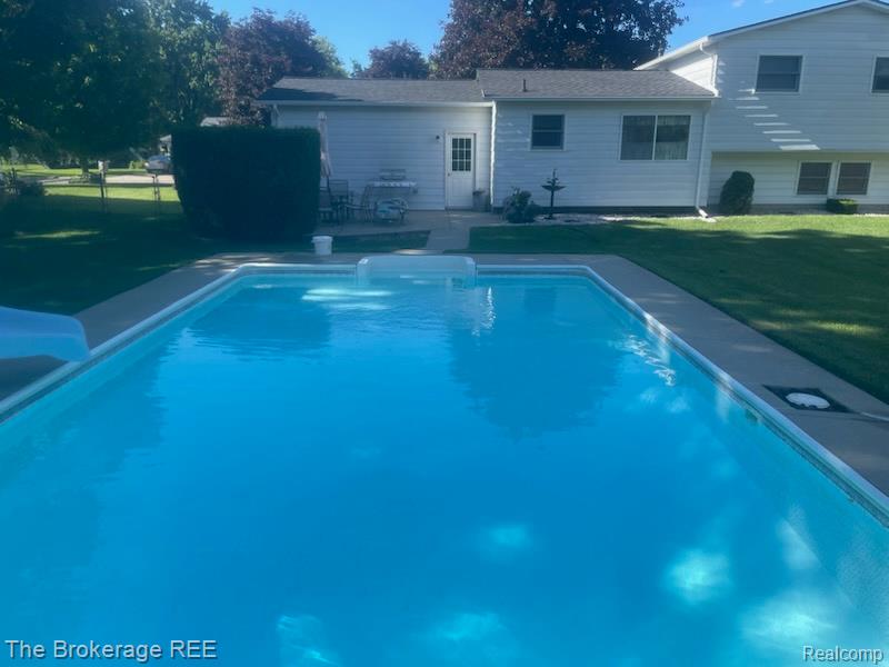 7204 Popplewood Drive, Davison, MI 48423 — Photo 11