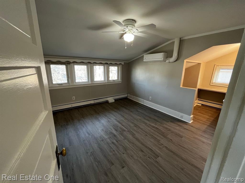 817 N Main UNIT B Street, Rochester, MI 48307 — Photo 7