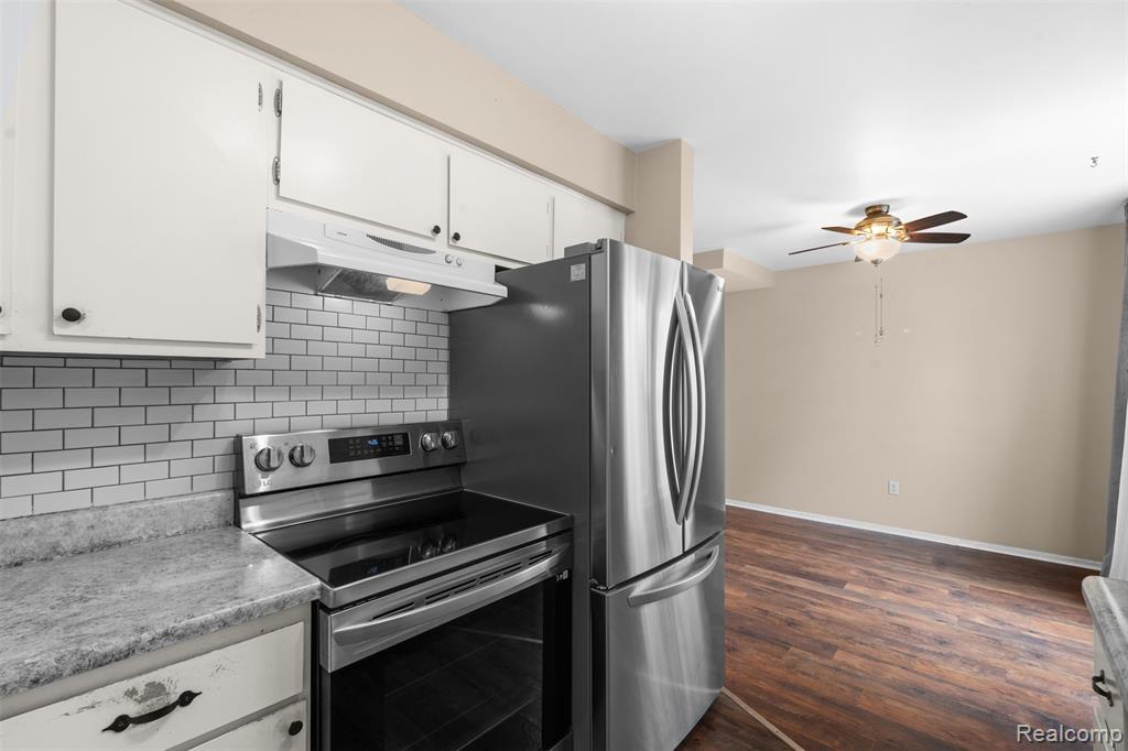 24525 Seaton Circuit E, 17, Warren, MI 48091 — Photo 16