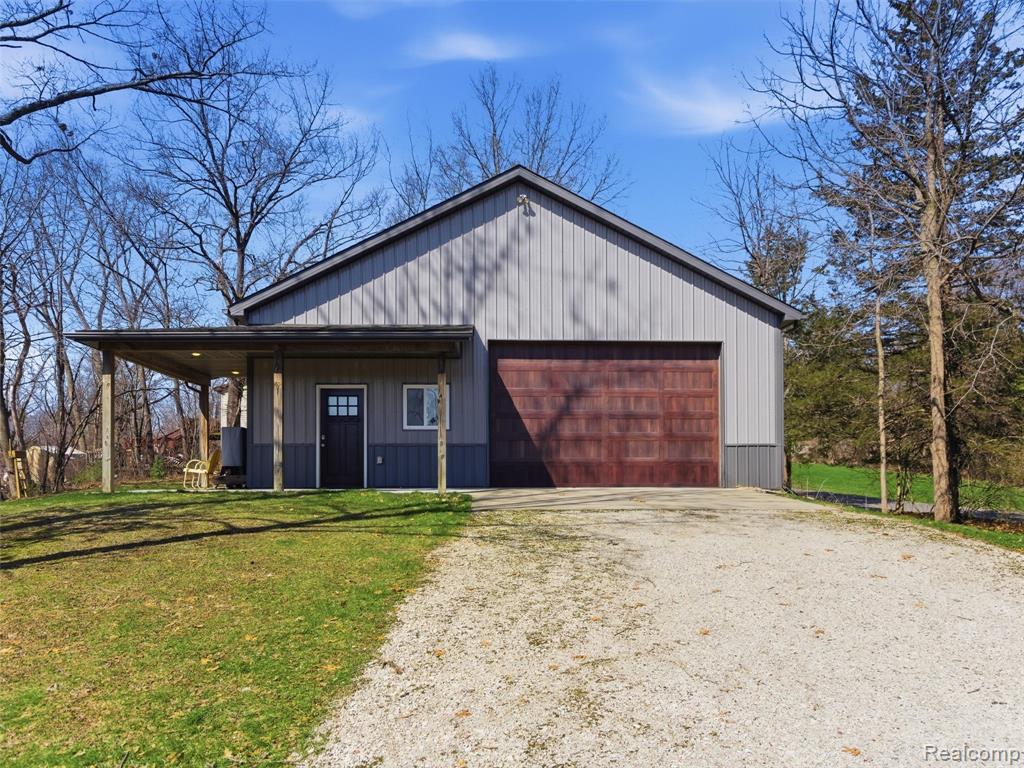 16475 Angle Drive, Linden, MI 48451 — Photo 31