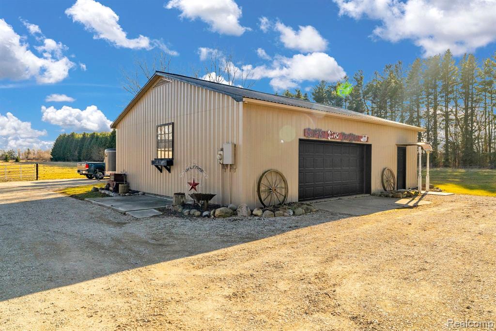 6572 WELLMAN LINE Road, Croswell, MI 48422 — Photo 45