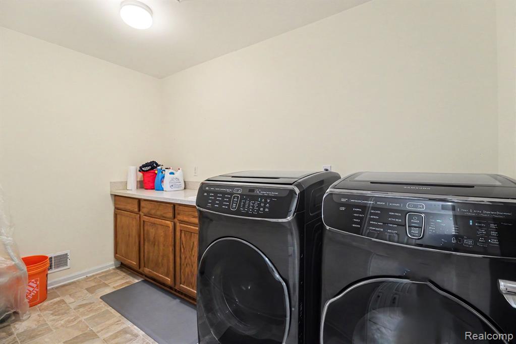49847 Parkside Drive, Northville, MI 48168 — Photo 23