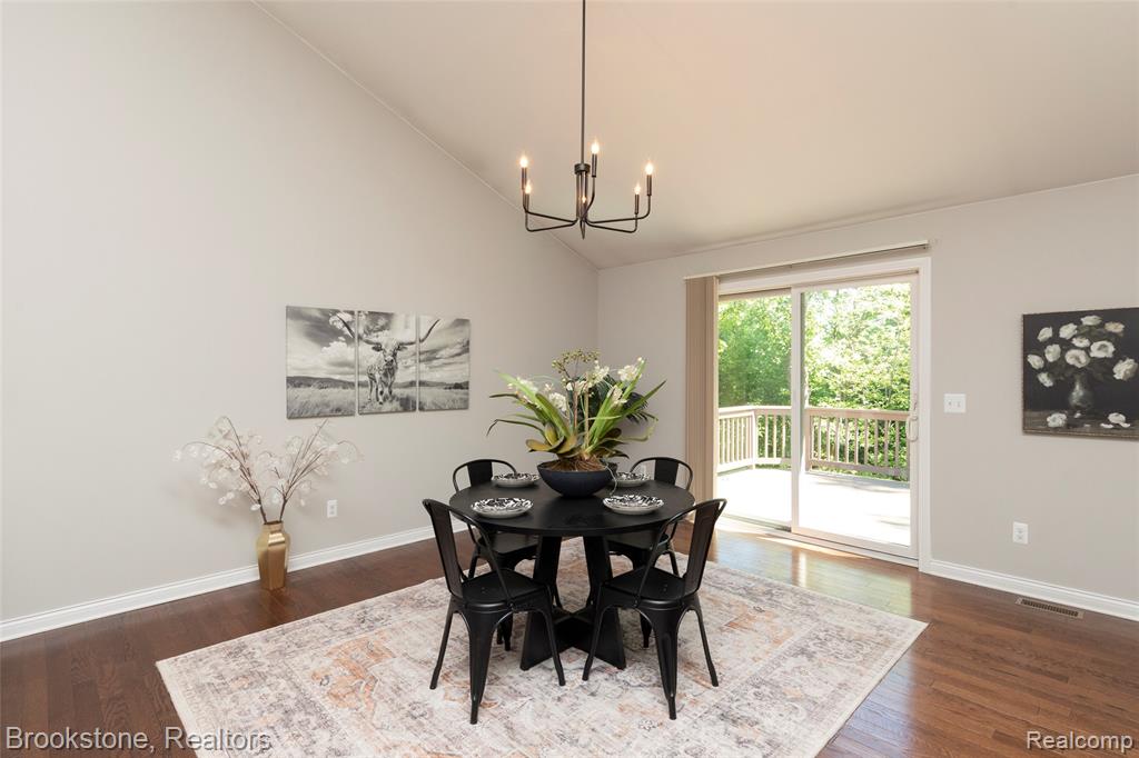 10295 Northridge Court, White Lake, MI — Photo 25