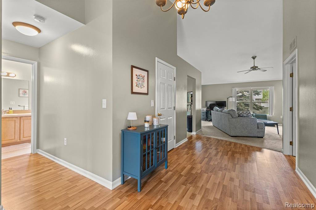 23879 ASHLEY Drive, Flat Rock, MI 48134 — Photo 4