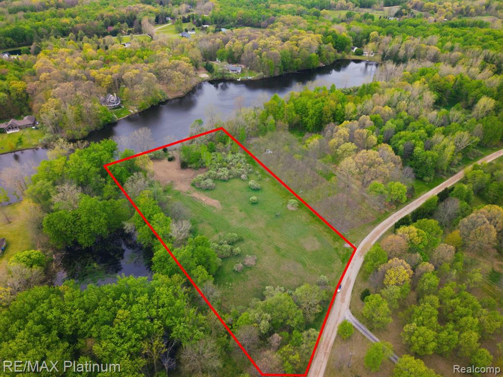 0 Hannah Jane Drive, Fowlerville, MI 48836 — Photo 9