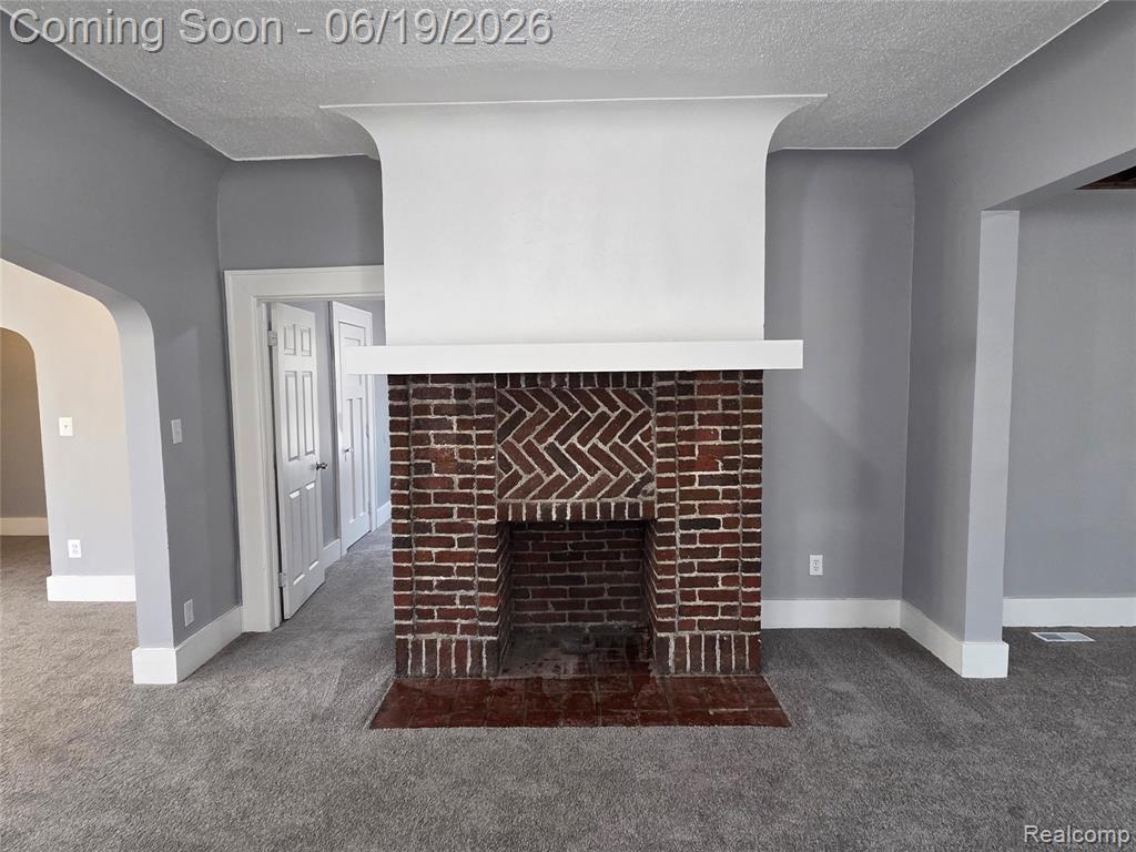 1998 E Grand Boulevard, Detroit, MI 48211 — Photo 11
