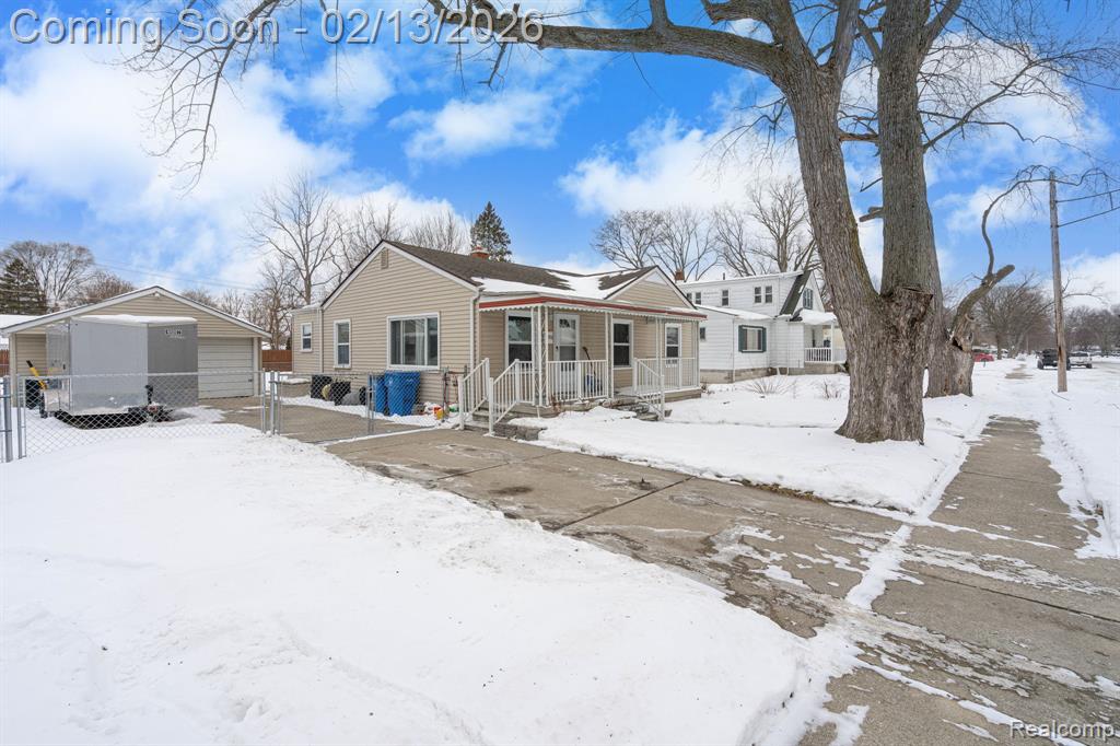 4976 Weddell Street, Dearborn Heights, MI 48125 — Photo 2