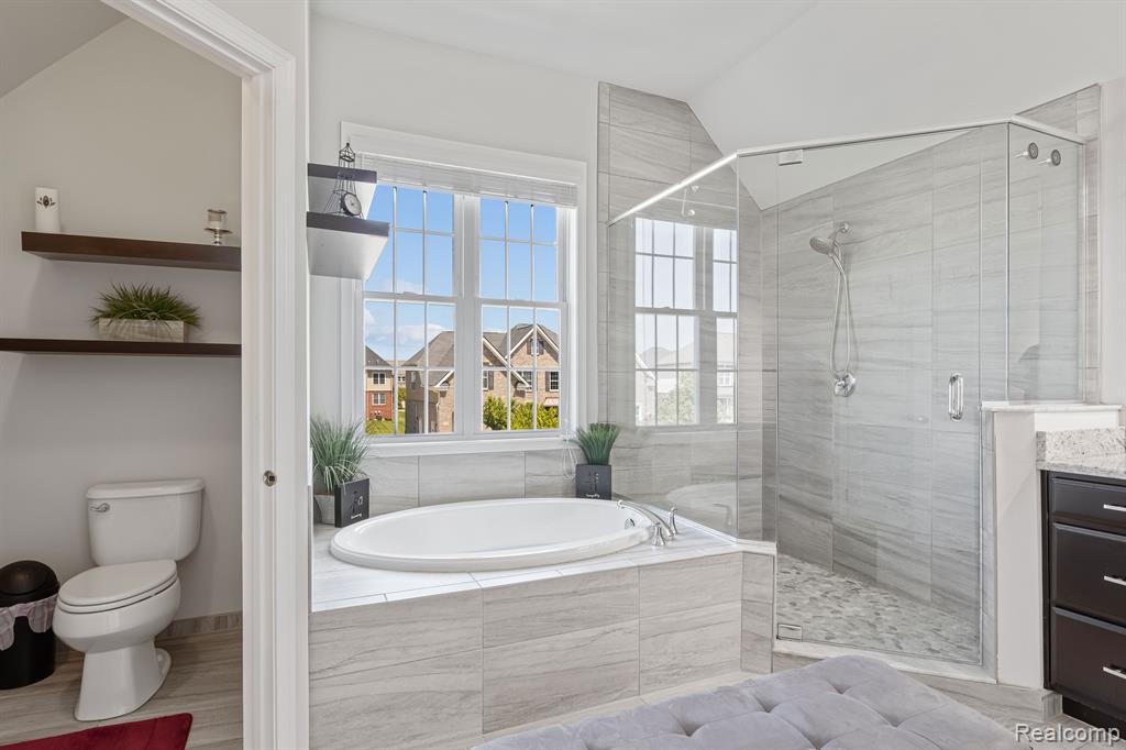 51251 GULFSTREAM PARK Lane, Canton, MI 48188 — Photo 31