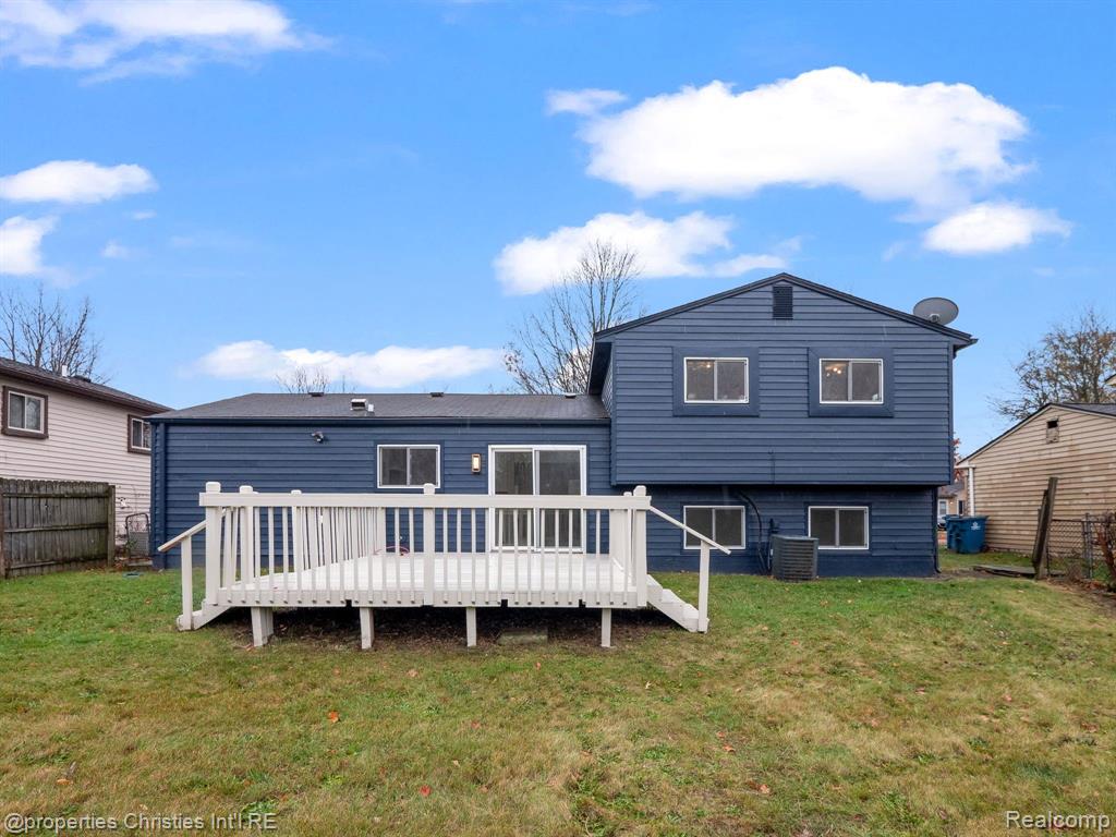 9287 PANAMA Avenue, Ypsilanti, MI 48198 — Photo 19