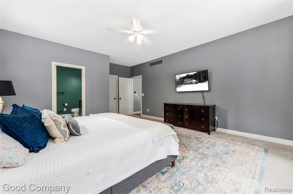 8687 Sunrise Mist Drive, Pinckney, MI 48169 — Photo 16