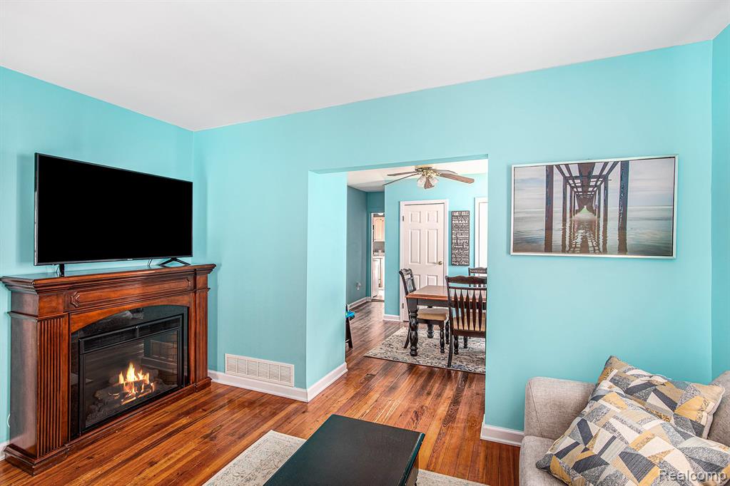 229 W Lafayette Street, Romeo, MI 48065 — Photo 5