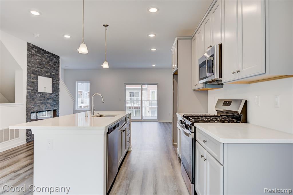 4849 Ludlow Lane, Troy, MI 48085 — Photo 16