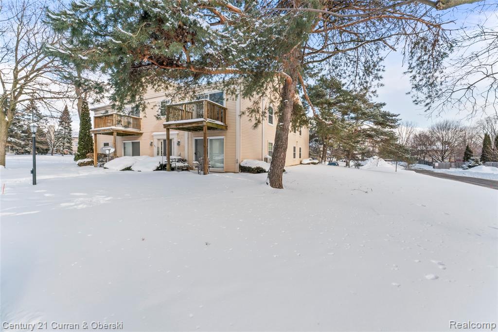 841 Bloomfield Village Boulevard, F, Auburn Hills, MI 48326 — Photo 2