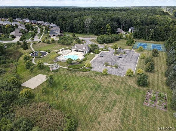 296 Mill House Drive, Oakland, MI — Photo 44