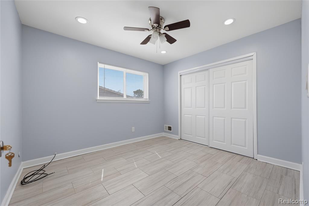 30746 Brush Street, Madison Heights, MI 48071 — Photo 16
