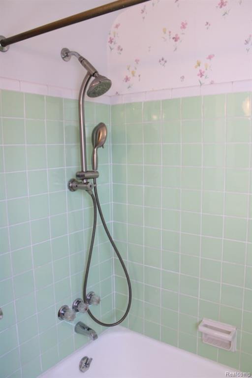 9854 Sterling Avenue, Allen Park, MI 48101 — Photo 28