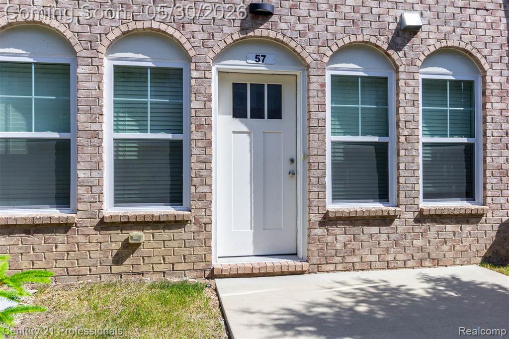 57 Kaprol Drive, Troy, MI 48098 — Photo 4