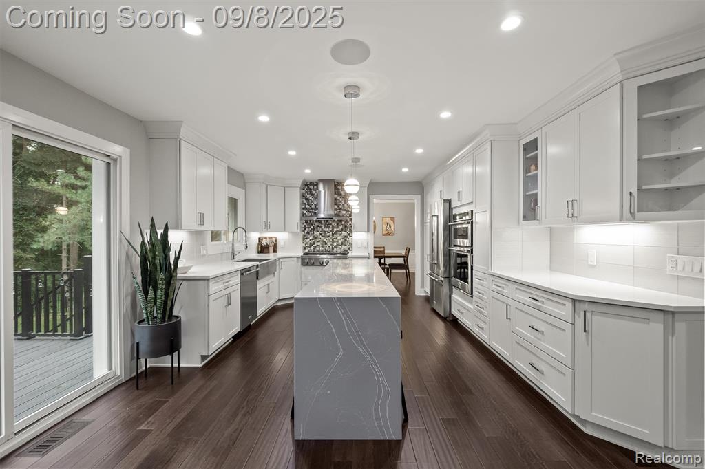 4605 Sunningdale Drive, Bloomfield Hills, MI 48302 — Photo 14