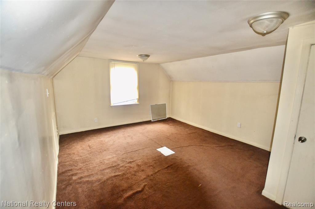 8267 Carlin Street, Detroit, MI 48228 — Photo 29