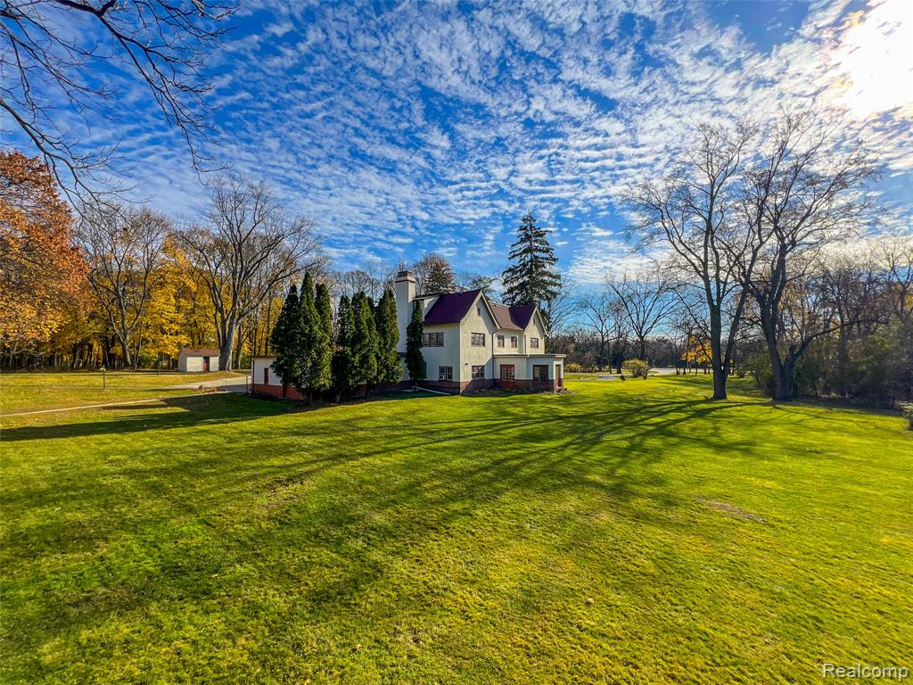 5044 Charing Cross Road, Bloomfield Hills, MI 48304 — Photo 8