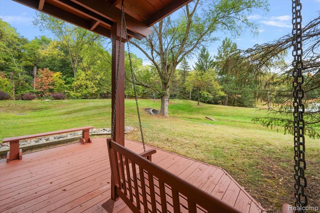 7481 Hickory Hill Drive, 25, West Bloomfield, MI — Photo 12